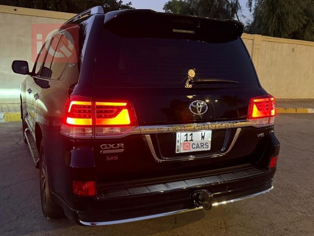 تويوتا لاندكروزر